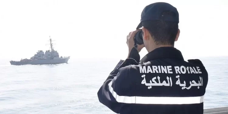 البحرية الملكية المغربية تحذر البحارة ومهنيي الصيد من مناورات لقواتها بالمنطقة البحرية للعيون