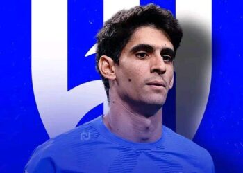 الحارس الدولي بونو يجاور نيمار بالهلال السعودي