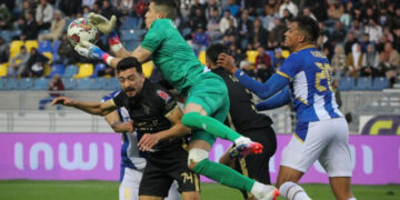 ديربي الشمال بدون جمهور بالمحمدية.. و كلاسيكو الجيش الملكي والوداد البيضاوي بالقنيطرة