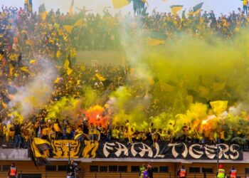 الجيش الملكي بفاس لتعزيز الصدارة وسط غضب أنصار “الماص” على قرار المقابلة بدون جمهور