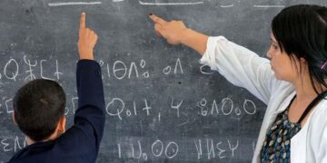 مباراة التعليم: راسبون في الامتحان الكتابي تخصص الأمازيغية يشككون في النتائج ويحتجون على “الكوطا”