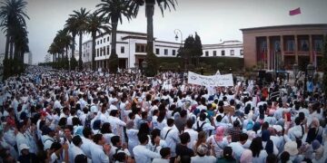 وزارتا الصحة والتعليم العالي تشهران نقطة”صفر”في وجه طلبة الطب المقاطعين..الميراوي للطلبة”جمعوا راسكم”