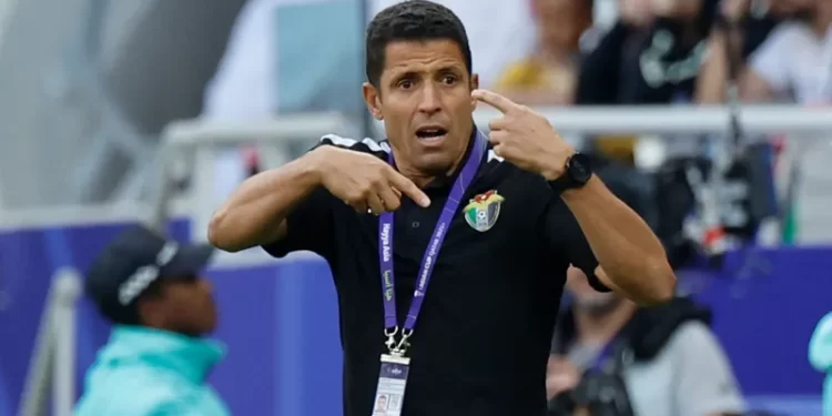 الإشاعة تقدم عموتة مدربا للوداد البيضاوي خلفا للبنزرتي.. ومدرب المنتخب الأردني ينفي