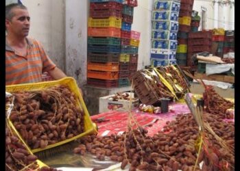 فسحة رمضان: هل يختار المغاربة التمور المحلية أم يفضلون الأجنبية؟