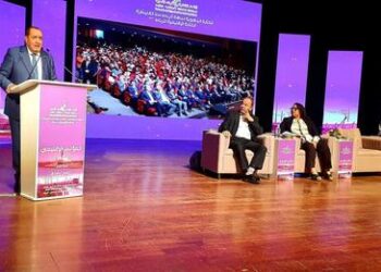 لشكر يتهم حكومة أخنوش بـ”التغول النقابي و السياسي” و “مقايضة” الزيادة بالأجور بإصلاح التقاعد وتمرير قانون النقابات