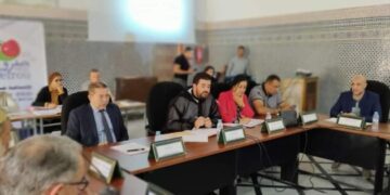 خاص: رئيس جماعة صفرو من “الأحرار”يواجه شكاية “بتزوير”شواهد الحضور استفادت منها رئيسة لجنة المالية من فيدرالية اليسار الديمقراطي