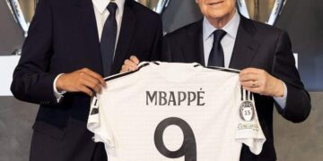 تفاصيل تقديم كليان مبابي لجماهير ريال مدريد ووسائل الإعلام