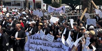 دائرة المحتجين تتسع على “قانون وهبي للمسطرة المدنية”.. المفوضون القضائيون ينضمون