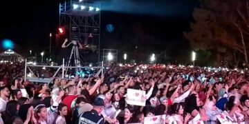 مهرجان إفران الدولي : هذا ما قاله بدر أوعبي عن جمهوره و الانتقادات الموجهة لأغانيه