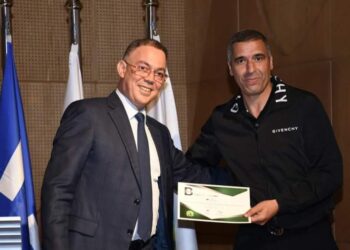 لقجع يختار النيبت مدربا للمنتخب الوطني المغربي لأقل من 18 سنة