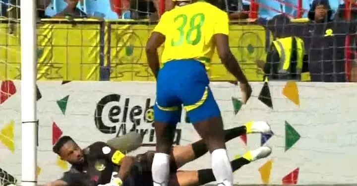 هزيمة الرجاء البيضاوي أمام “صن داونز” الجنوب إفريقي تعقد مهمة تجاوزه دور المجموعات