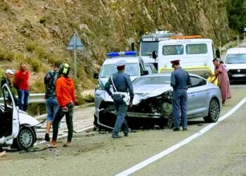 حوادث الصيف.. وفيات وجرحى في اصطدام 3 سيارات بين الحسيمة وتطوان