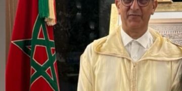 بروفايل: الشاعر والدبلوماسي المغربي إبن مدينة أصيلة محمد الجباري.. حياة حافلة بالإبداع الثقافي والدبلوماسي