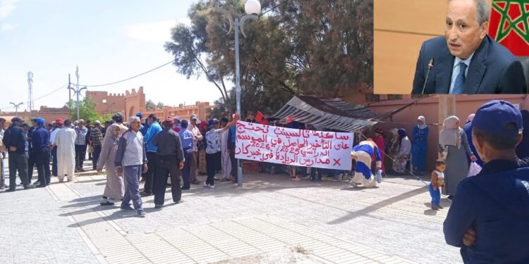 تالسينت: الوزير برادة في قلب فضيحة مدرسة للريادة مغلقة.. التلاميذ و أهاليهم يفتحون اعتصاما احتجاجا على تأخر دخولهم المدرسي