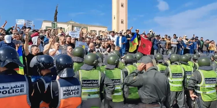 مع اتساع موجة الاحتجاجات والشكوى من الخدمات الصحية.. هذه وصفة وزارة الصحة لامتصاص الغضب الشعبي