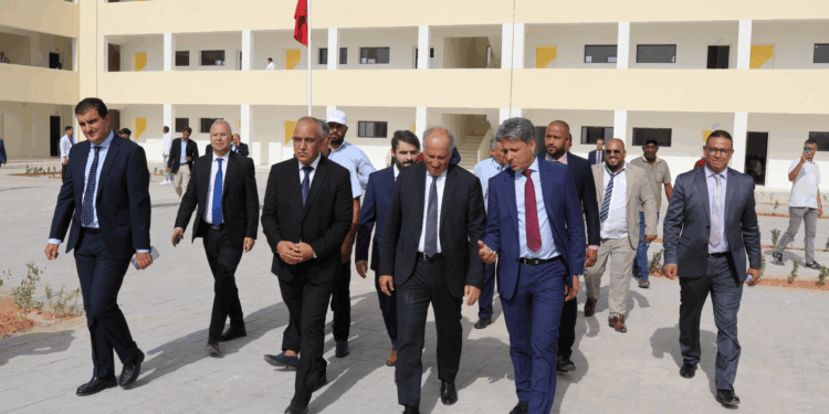 الدخول المدرسي بجهة فاس: زيارة وزير التعليم تكرس”العام زين”وتُغمض العين عن النقط السوداء (فيديو)