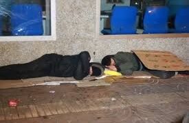 فاس بالفيديو: شباب يطلقون مبادرة”الخيمة الاجتماعية”لفائدة المتشردين