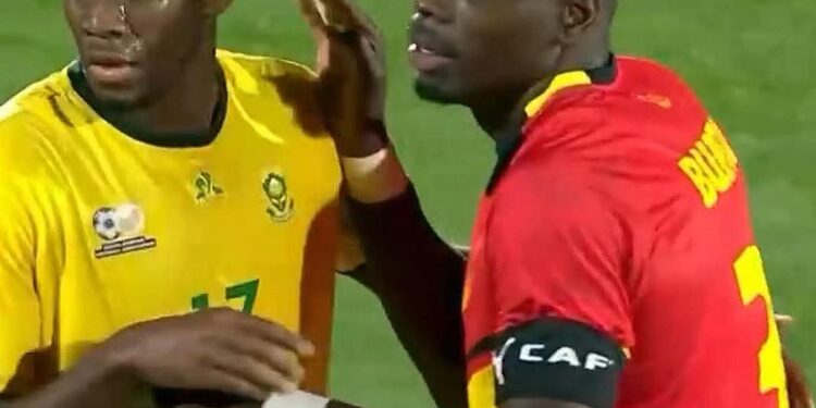 خبرة جنوب إفريقيا تهزم طموح أنغولا في أولى جولات دور المجموعات