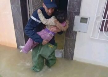 فيضانات وسيول غير مسبوقة تُغرق القصر الكبير ..حوالي 6 آلاف أسرة تضررت مساكنها تحتاج للإيواء