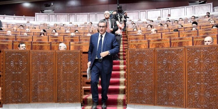 هل ثمة أوامر عليا وراء تنحي أخنوش من حزب”الأحرار” بعدما راهن على ترأس حكومة المونديال؟