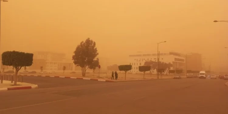 اضطراب جوي جديد مرتقب نهاية الأسبوع الجاري.. رصد سحابة غبارية ضخمة”قادمة نحو المغرب والمحيط الأطلسي