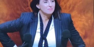 نبيلة منيب برلمانية عن الاشتراكي الموحد بمجلس النواب المغربي