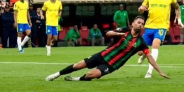 عصبة أبطال إفريقيا: القائد حريمات والمدرب سانتوس في قلب فشل الجيش الملكي في التتويج بكأس عصبة أبطال إفريقيا.