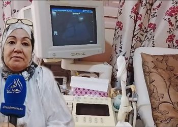 قرية بامحمد(ربورتاج): مولدة متقاعدة تُحول الحلم إلى نجاح تستفيذ منه نساء معزولات عن المستشفيات
