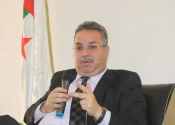 النيابة العامة تلمس 10 سنوات في مواجهة وزير السكن الجزائري السابق مع مصادرة جميع أملاكه