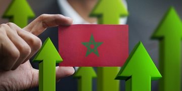تقرير دولي: الاقتصاد المغربي يُسجل تباطؤا بنسبة 4.2% في 2026 .. المناخ والطاقة والبطالة أبرز عوامل الضغط