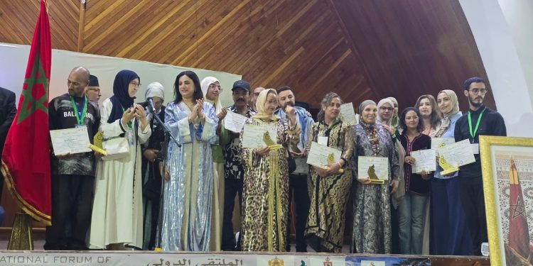 إفران تحتفي بالإبداع العالمي في الدورة الأولى لملتقى”قافلة الفن”