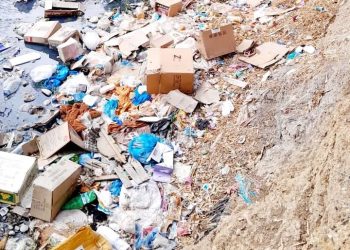 إقليم تازة(فيديو + صور): مع دخول الصيف.. أحياء تغرق في الأزبال وبيئة موبوءة  على مرأى ومسمع من السلطات والجماعات المعنية