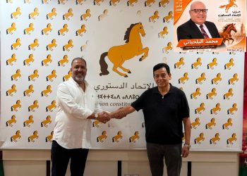 محمد جودار برفقة مرشح حزبه بفاش الشمالية إدريس أبلهاضPHOTOS وفي الإطار المرشح المحتج