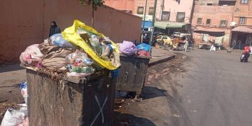 مراكش: مخلفات سوق بولرباح تتسبب في مطرح عشوائي للنفايات بمحاذاة مؤسسة تعليمية